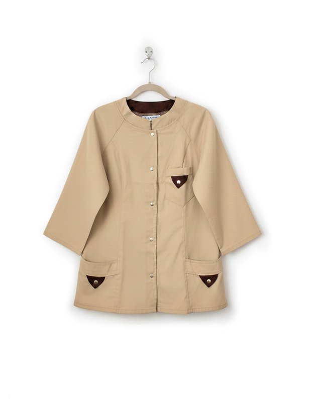 MKOM_Medicininis komplektas smėlinės spalvos. Netamprus