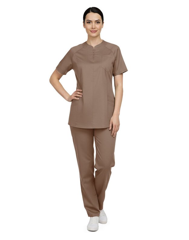 Lengvos, plono audinio medicininės kelnės su medvilne. Kapučino rudos