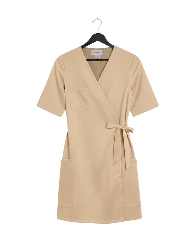 M_SV_Surišamas švarkelis. Rusvas