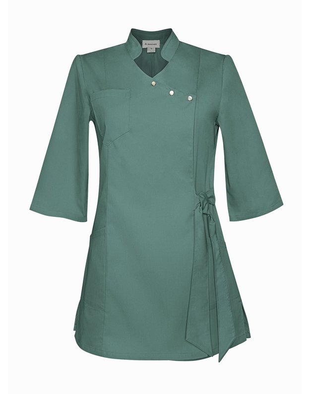 M_SV_AK_Surišamas švarkelis. 3 perliukai. Blankiai žalsva